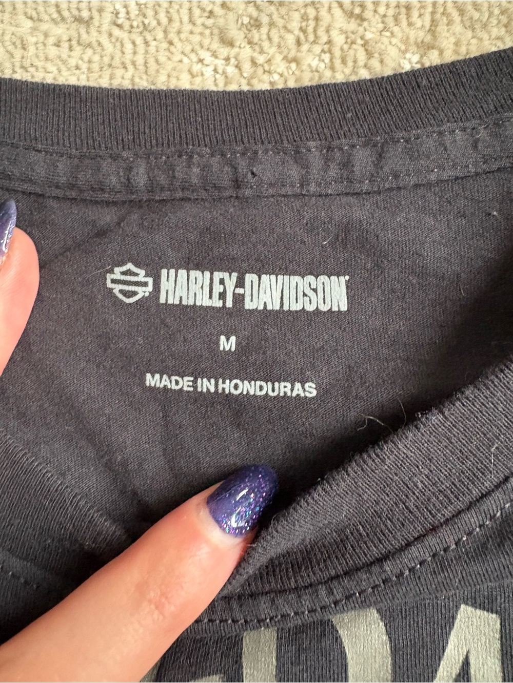 Harley-Davidson Women’s ' Black Skull Logo Tee - Picture 2 of 2